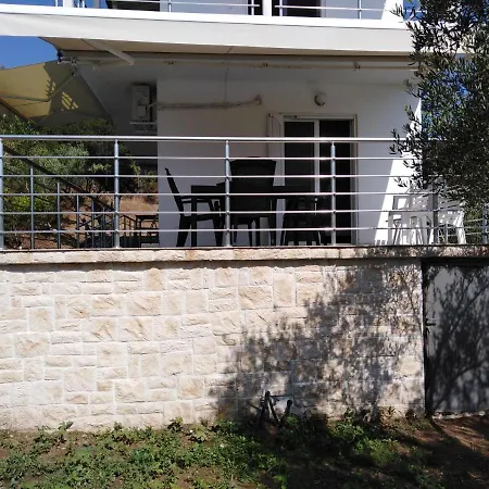 1 Filio - - Sykia - Sithonia * Valti
